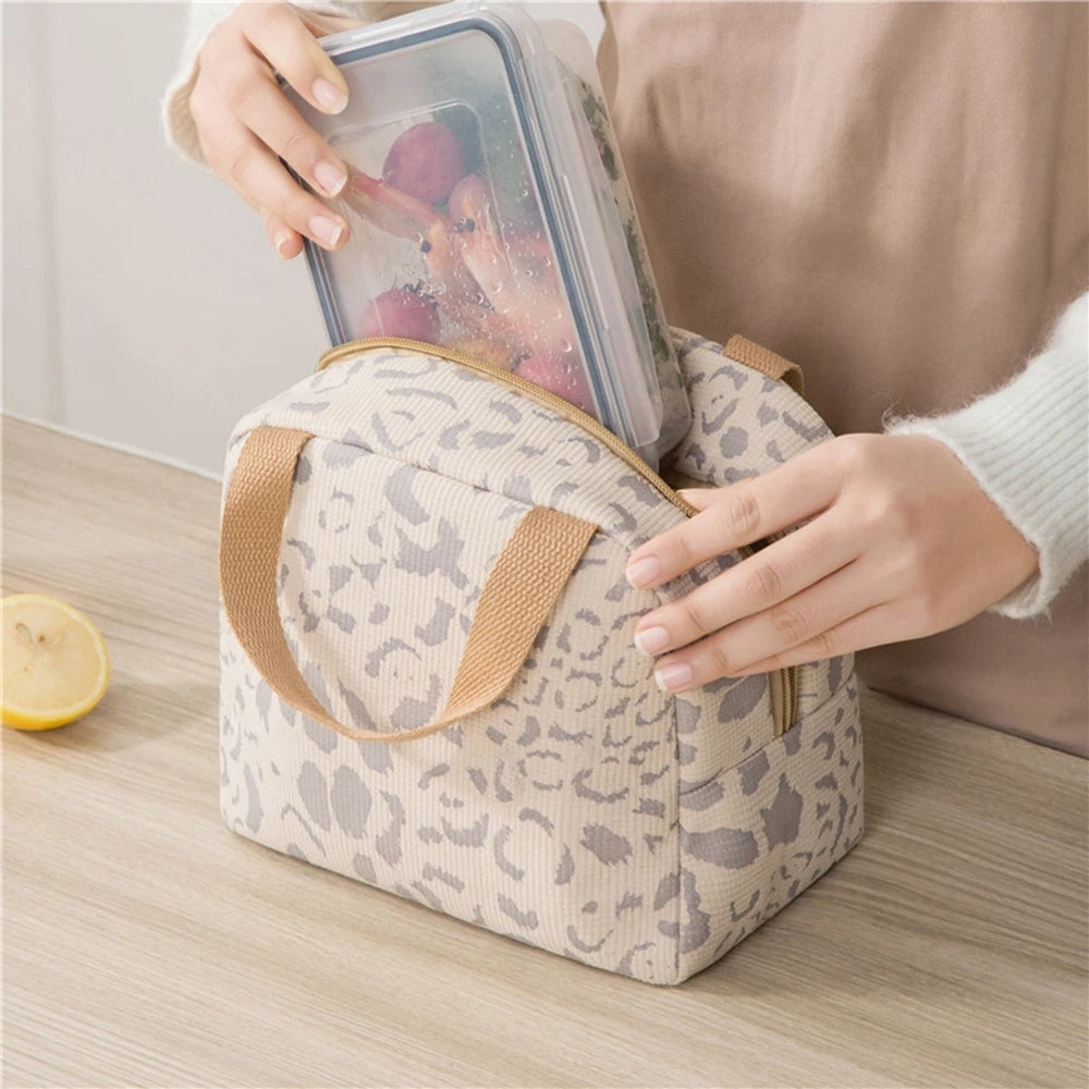 Petit sac isotherme motif fantasy